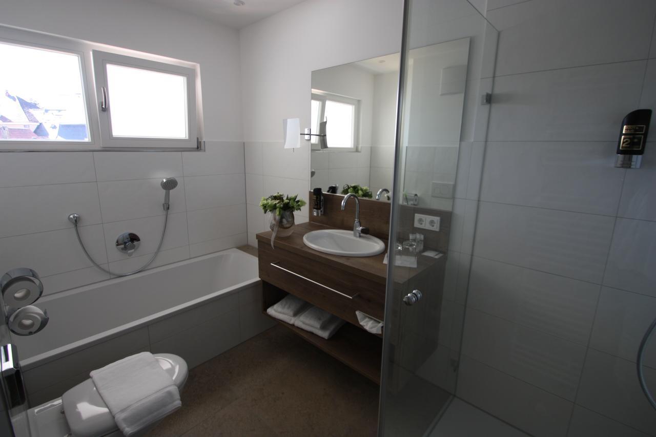 Hotel Am Schrannenplatz 메밍겐 외부 사진